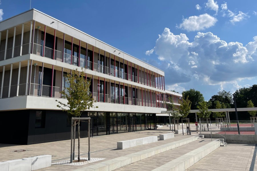 Karlheinz-Böhm-Schule erneut verwüstet