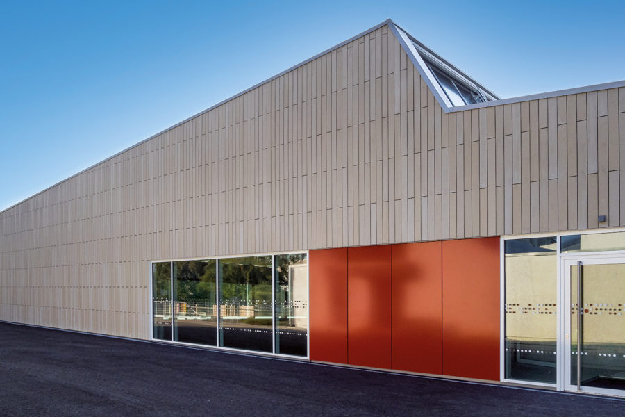 Eröffnungsfeier: Turnhalle ist fertig