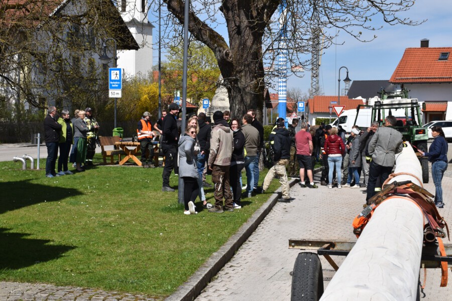 Erfolgreiche Maibaum-Verhandlungen