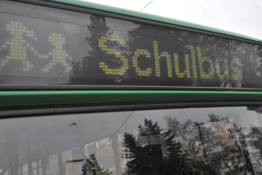 Zusätzlicher Schulverstärkerbus