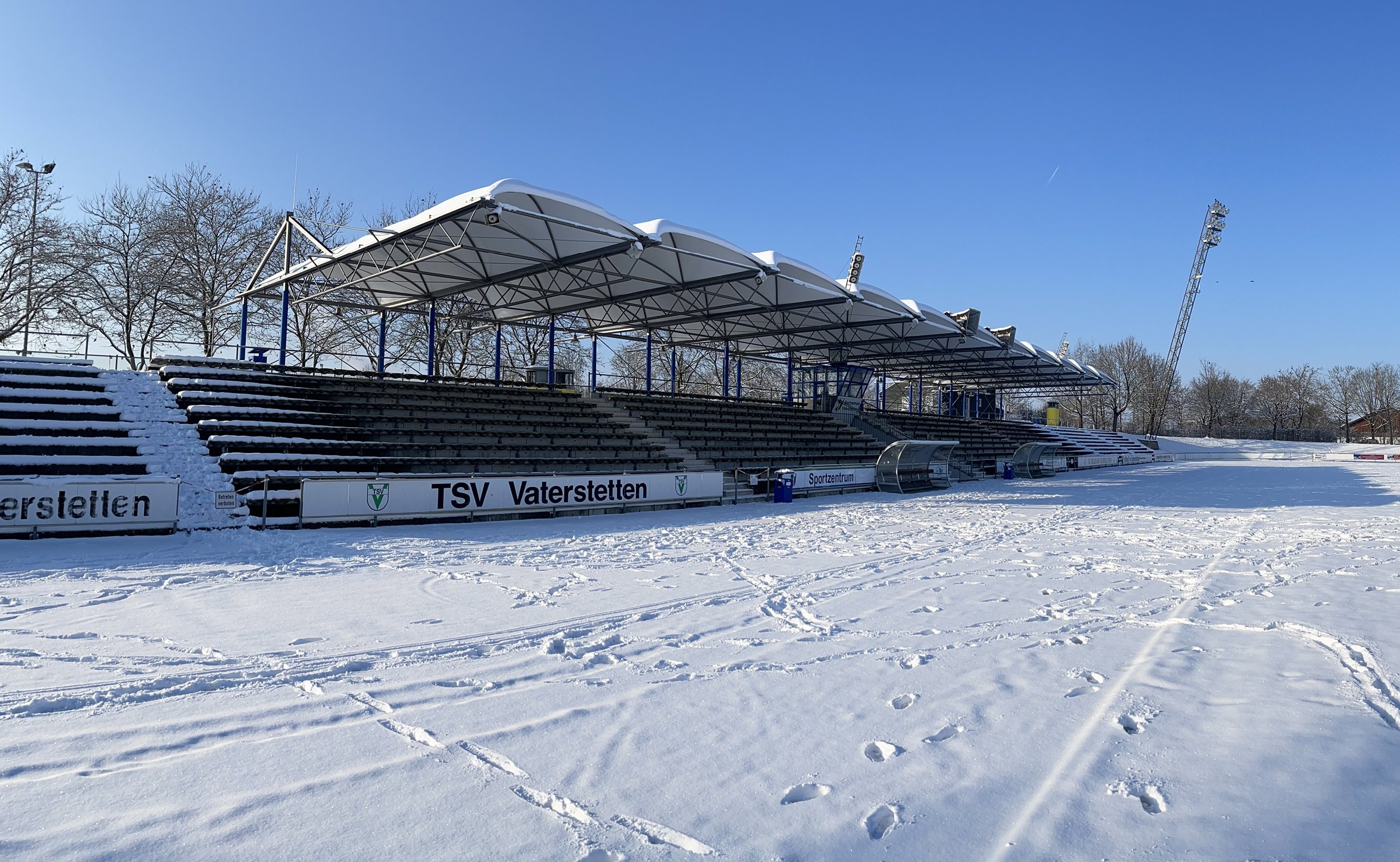 Weihnachten im Stadion – B304