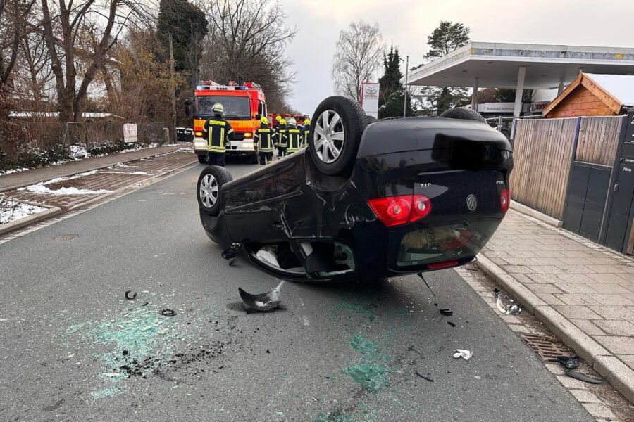 Unfall mit Überschlag