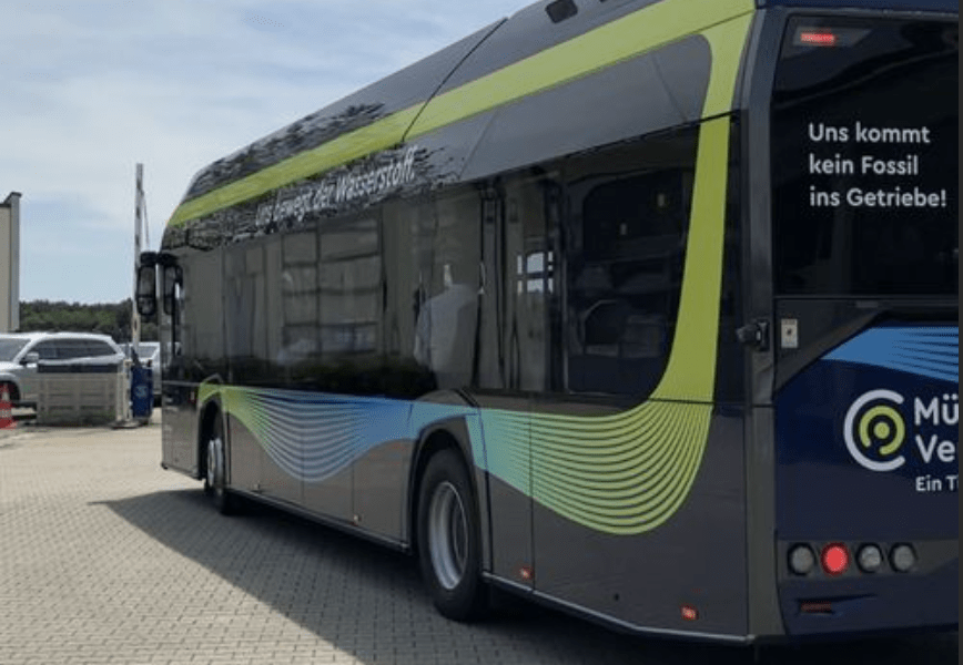 Pilotprojekt mit Brennstoffzellen-Bussen