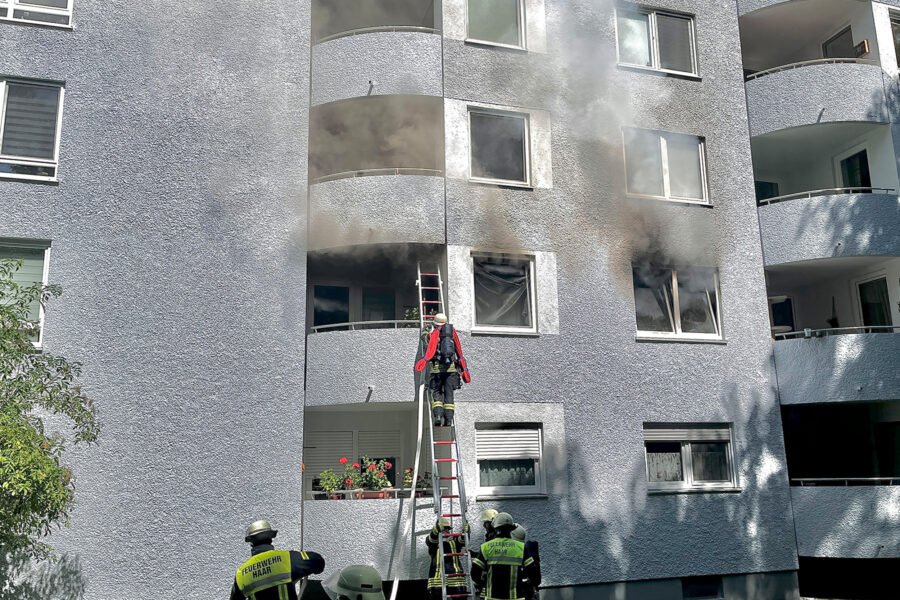 Zimmerbrand in Haar