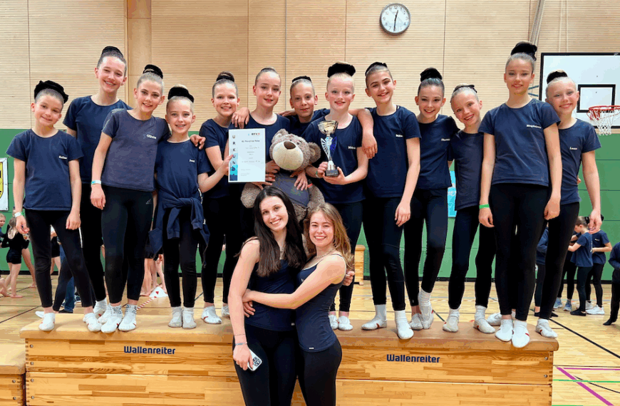 Minis turnen an die Spitze