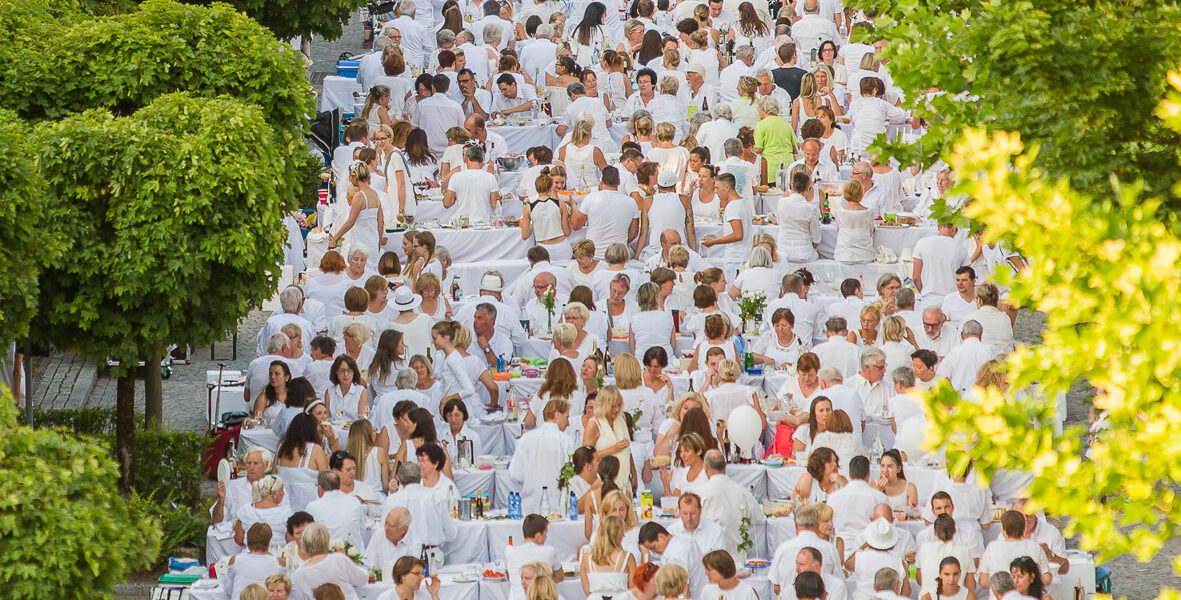 Abgesagt: White Dinner in Haar