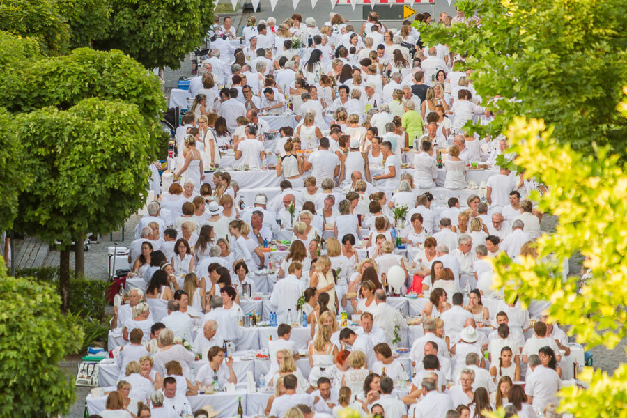 Abgesagt: White Dinner in Haar
