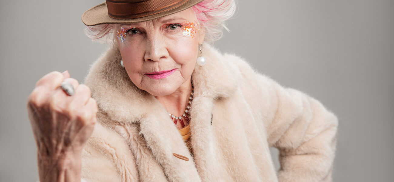 Von wegen seriös: Trickbetrug mit Pelzen, Antiquitäten & Co.